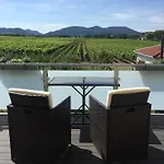 Suedpfalz Mit Balkon & Weinbergblick - Valley Suew * Heuchelheim-Klingen