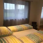 Suedpfalz Mit Balkon & Weinbergblick - Valley Suew