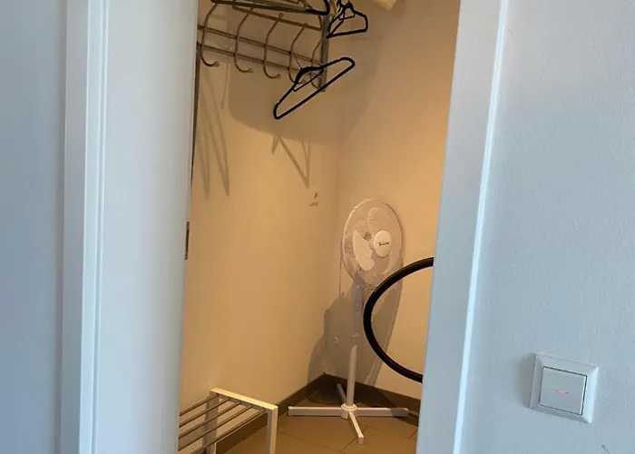 Suedpfalz Mit Balkon & Weinbergblick - Valley Suew Lägenhet Heuchelheim-Klingen